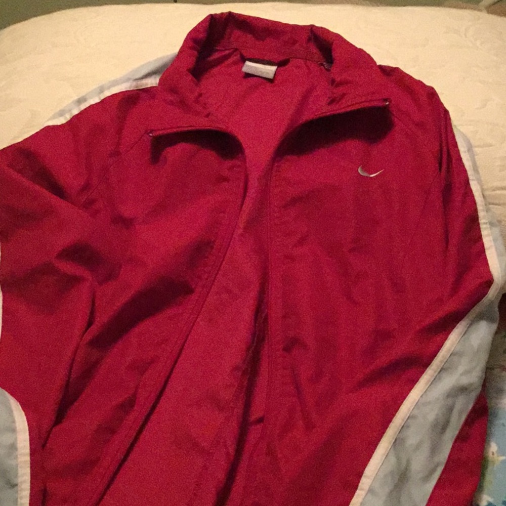 Red rain jacket - Picture 2 of 3